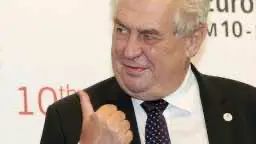 Хакеры решили "пошутить" и загрузили детское порно на компьютер президента Чехии