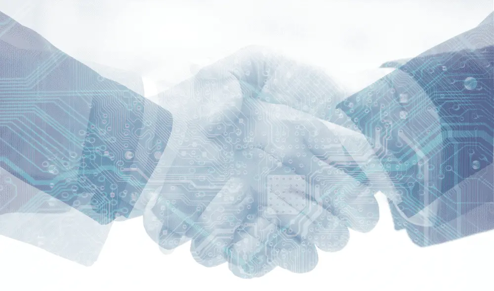 ФБР арестовало главу компании, который продавал преступникам защищенные смартфоны