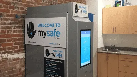 В Канаде наркотик для замещения героина отпускает вендинговый автомат