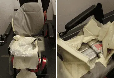 Американка пыталась провезти в инвалидном кресле кокаин на $450 тысяч