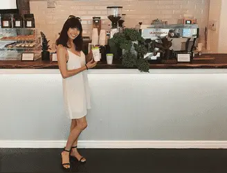 Джоди Эмери открыла кафе с конопляной тематикой в Торонто