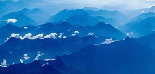 Парламент Швейцарии одобрил пробное открытие кофешопов