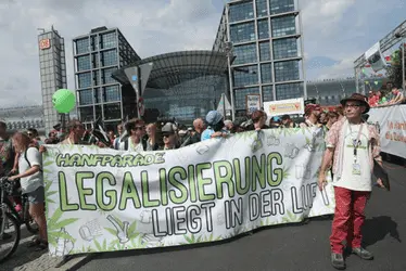 В преддверии выборов в Германии обсуждают декриминализацию легких наркотиков