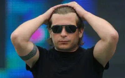 В МВД пояснили причину задержания Лёвы из "Би-2" перед матчем "Спартака"