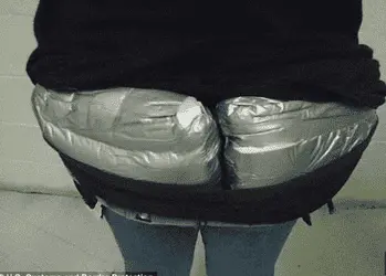 Женщина пыталась ввезти в США героин, замаскировав его под свои ягодицы